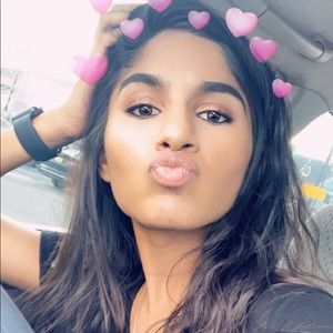 Meet your Posher, Anjali